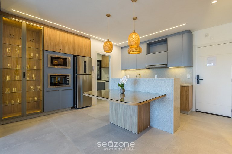 Apto c/ Churrasq. e Vista Parcial Mar ALE0803