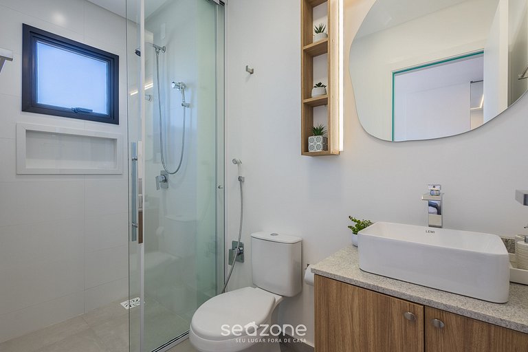 Apto con Parrilla y Vista Parcial al Mar ALE0803