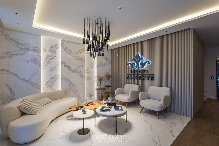 Apto con Parrilla y Vista Parcial al Mar ALE0803