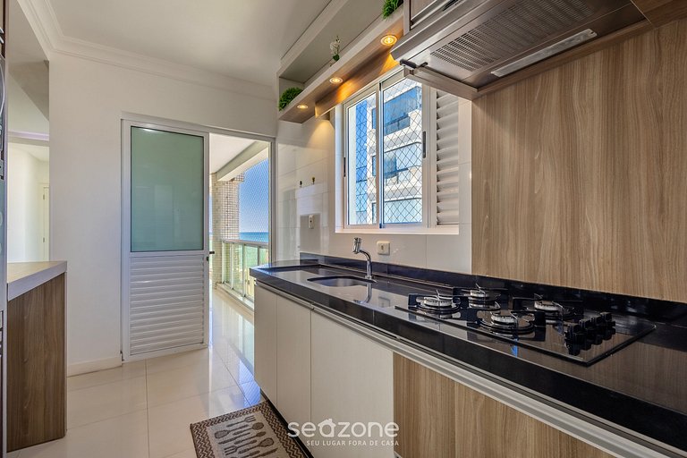 Apto con Parrilla a 90 m de la Playa CMF0501