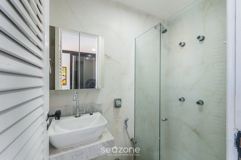 Apto c piscina, hidromasaje y vista al mar MPA0313