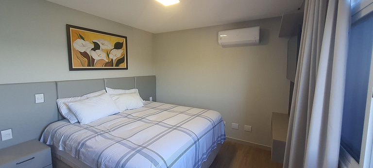 Apto vista al mar en cond. c/ piscina EMQ0403