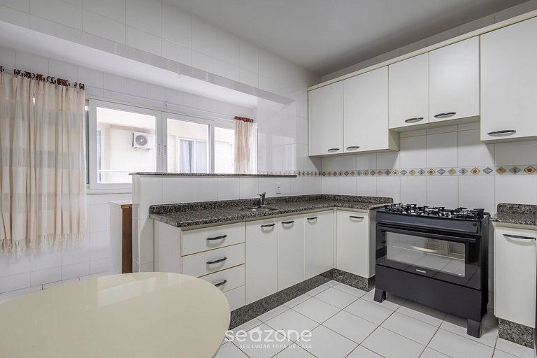 Apt 3 Habitaciones en la Costanera de BC - EGB0052