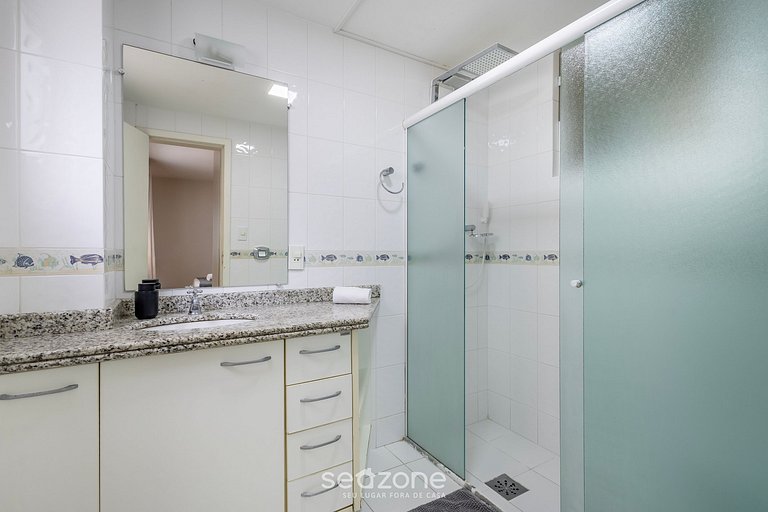 Apto 3 Quartos na Orla de BC - EGB0052