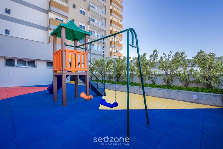 Apto em Cond. c/ Piscina e Vista Mar - BHC1206