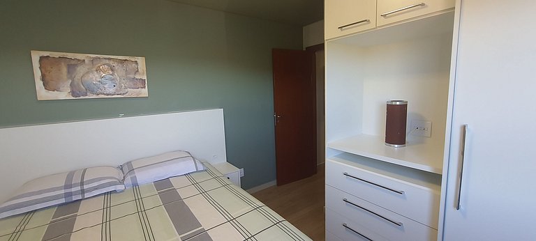 Apto vista al mar en cond. c/ piscina EMQ0403