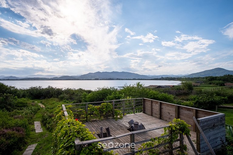 Casa c/ Churrasq. e Acesso a Lagoa MAT0021