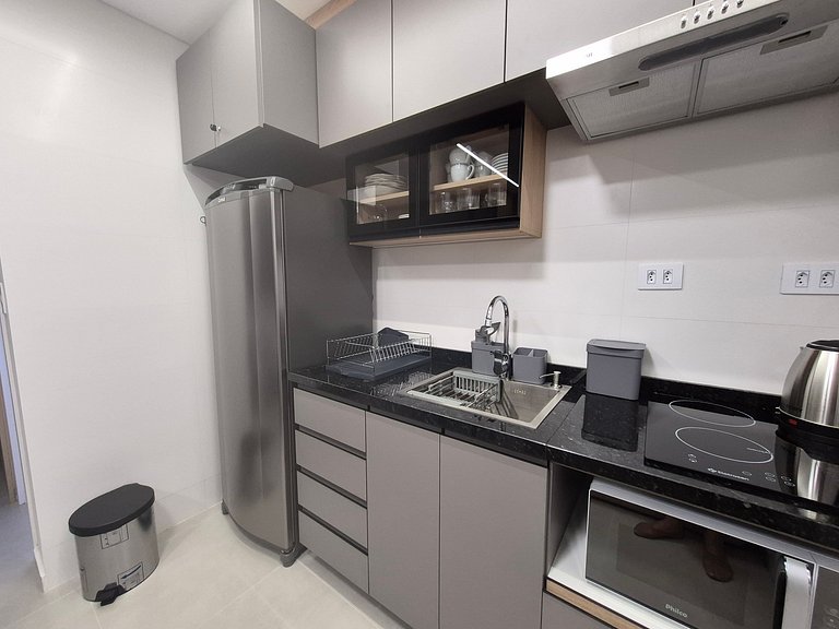 Estúdio c/ garagem em Curitiba PLA0209