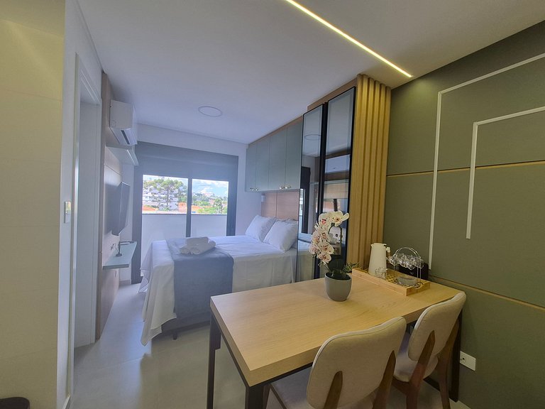 Studio com estrutura completa em Curitiba PLA0210