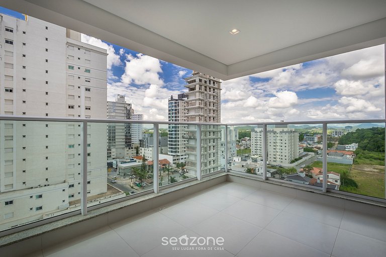 Apto em Edif c/ piscina a 200 m do mar PTC1105