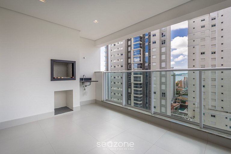 Apto en d/Edif. c/ piscina a 200 m del mar PTC1105