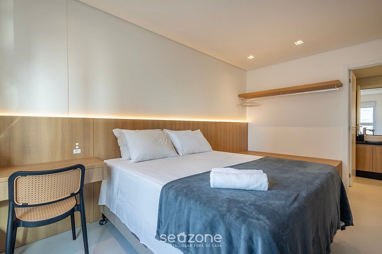 Apto en d/Edif. c/ piscina a 200 m del mar PTC1105