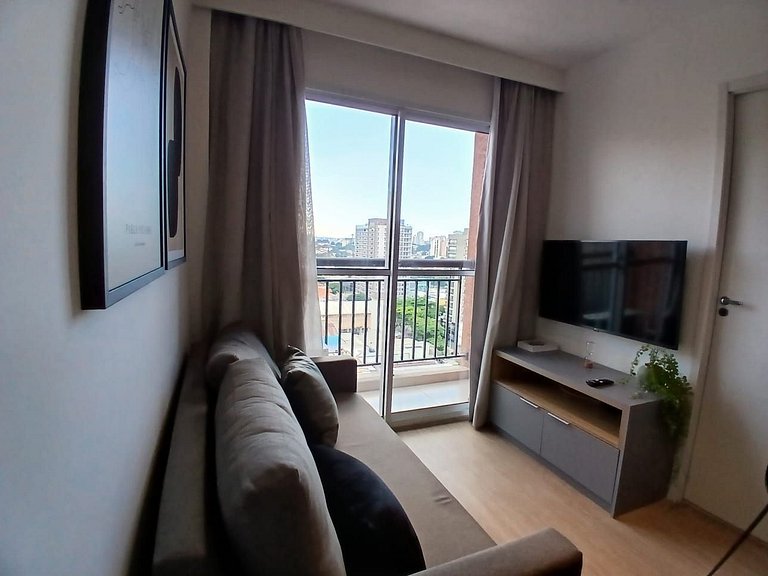 Apto c/ sacada a 350m do Shop. Ibirapuera ECG1308