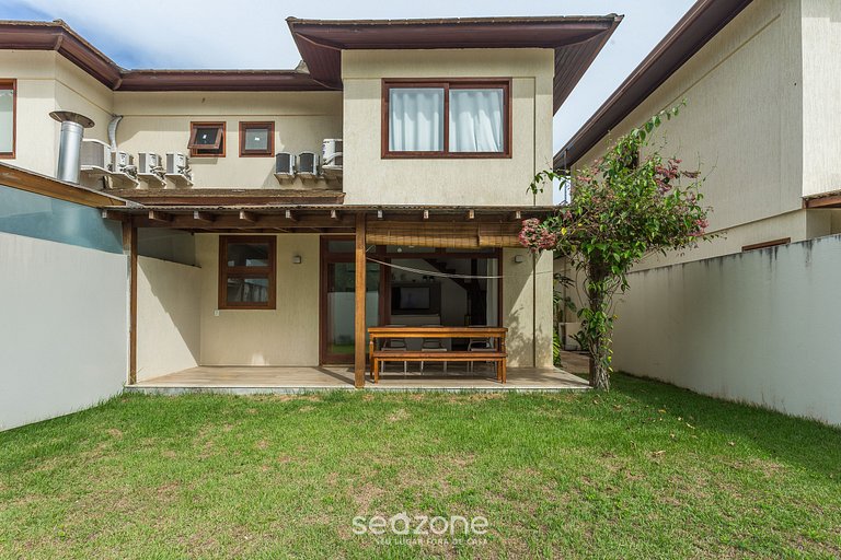 Apto en Cond. c/ Piscina 150 m de la Villa CVB0112