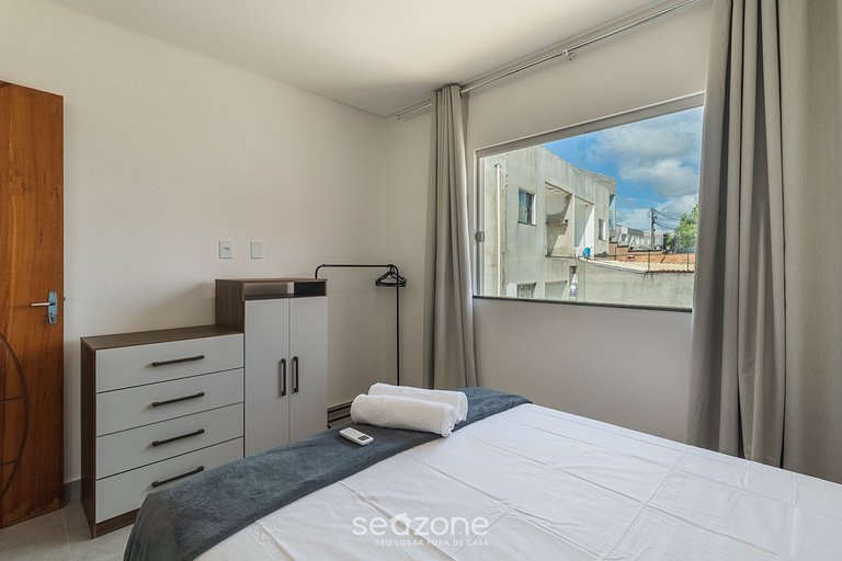 Apto en Cond. con Parrilla MAA0003