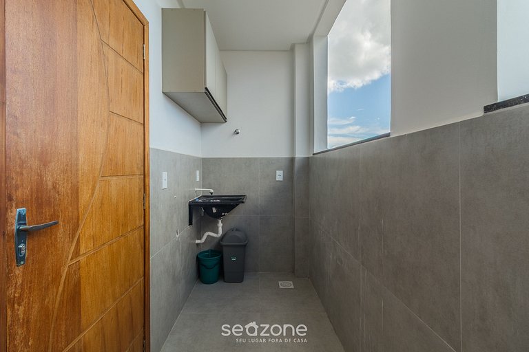 Apto en Cond. con Parrilla MAA0003