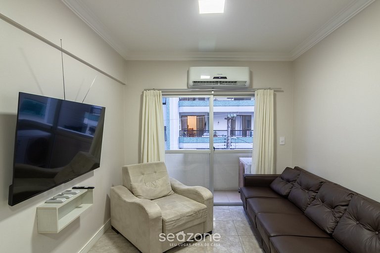 Apto no Centro c/ churrasq. privativa RAJ0101