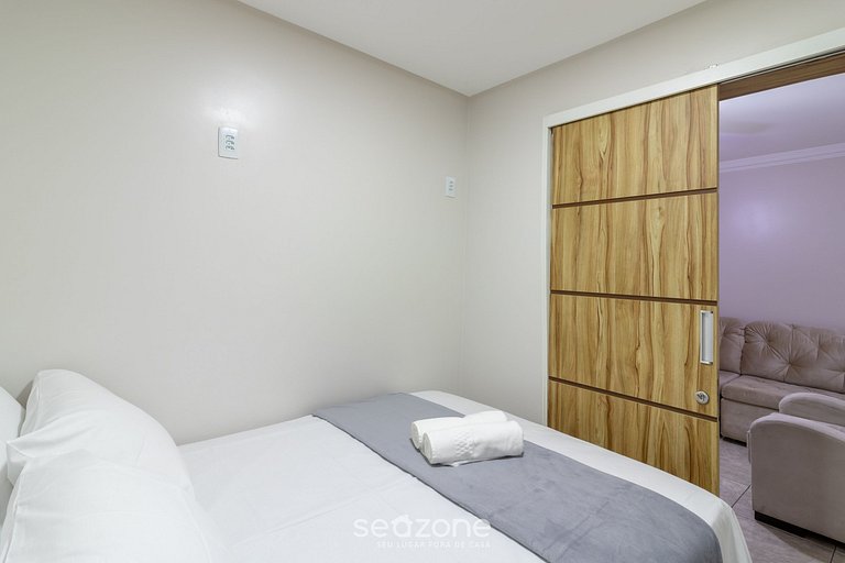 Apto no Centro c/ churrasq. privativa RAJ0101