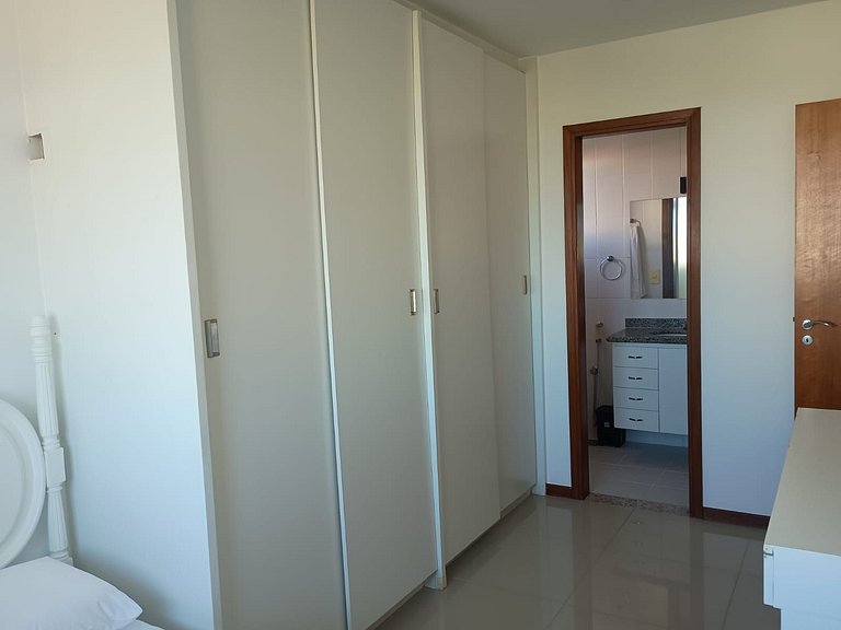 Apto 2 Quartos a 160m da Praia EWH0404