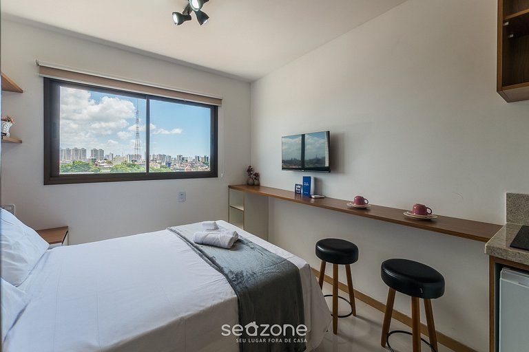 Studio em Salvador em prédio c/ piscina HFO0609