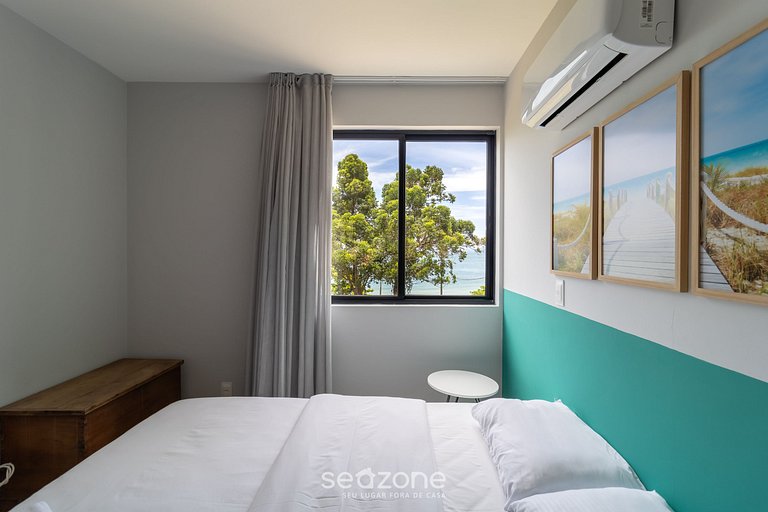 Tranquilo paseo marítimo con vistas a la isla CCA201