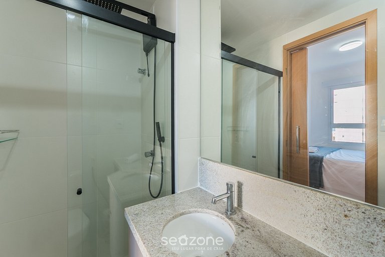 Estúdio a 160m da Praia de Amaralina SAA0509