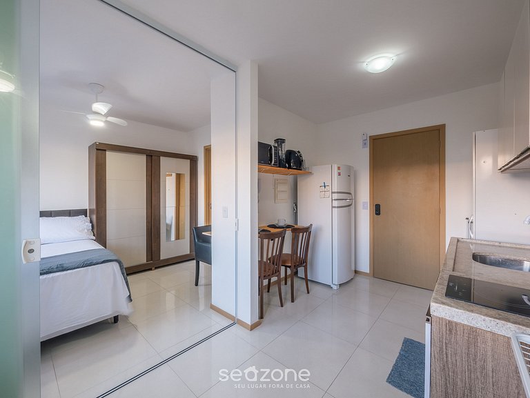 Apto a 500m do Mar em cond c/ Piscina - HPA0104