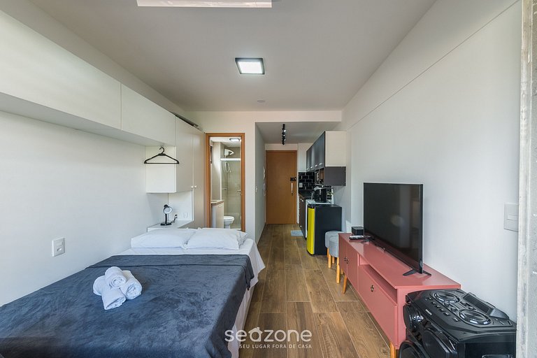 Studio em Cond. c/ Piscina e academia EUB0106