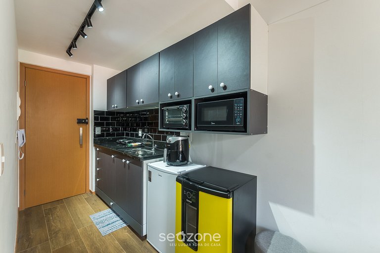 Studio em Cond. c/ Piscina e academia EUB0106