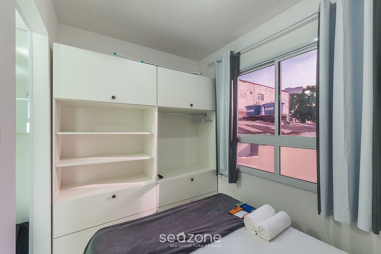 Conforto em Cond. c/ Academia SES0110