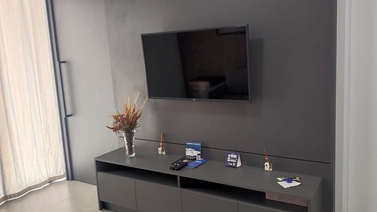 Apto em Cond. c/ Piscina a 200m da Praia FFS1207