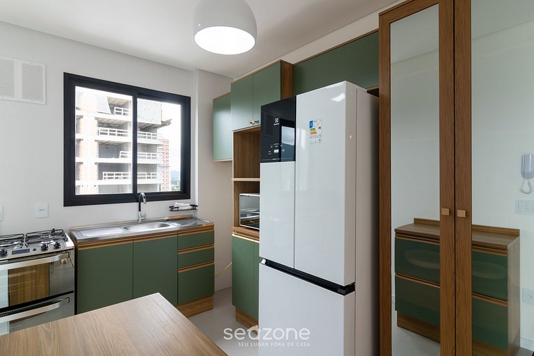 Apto c/ Churrasqueira e vista p/ Mar ARF1803