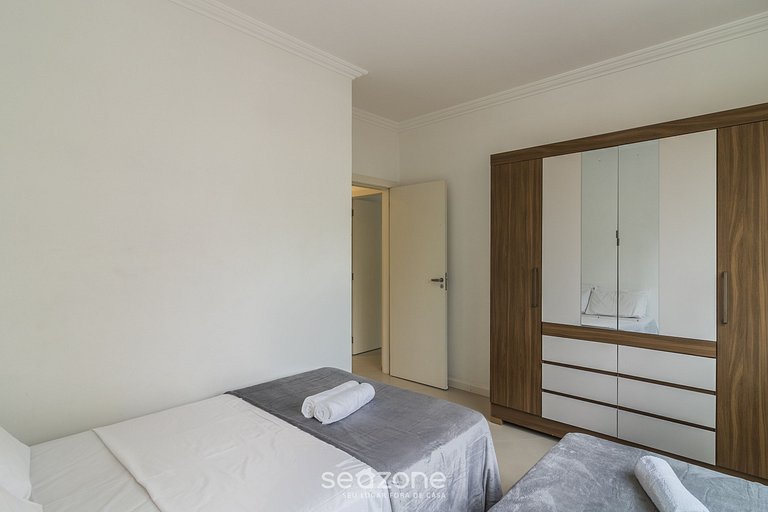 Apto c/ Churrasq. a 350m da Praia APV0202