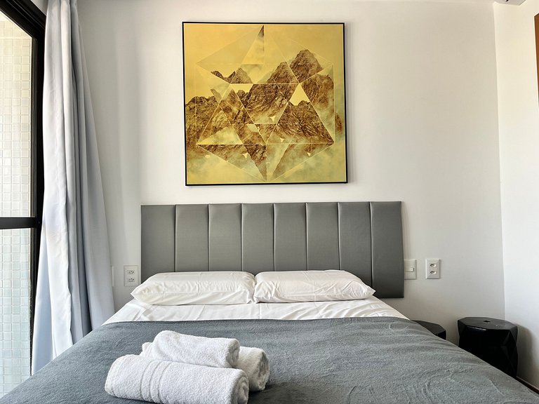 Studio c/ vista 500m da Praia na Barra ZNB0903