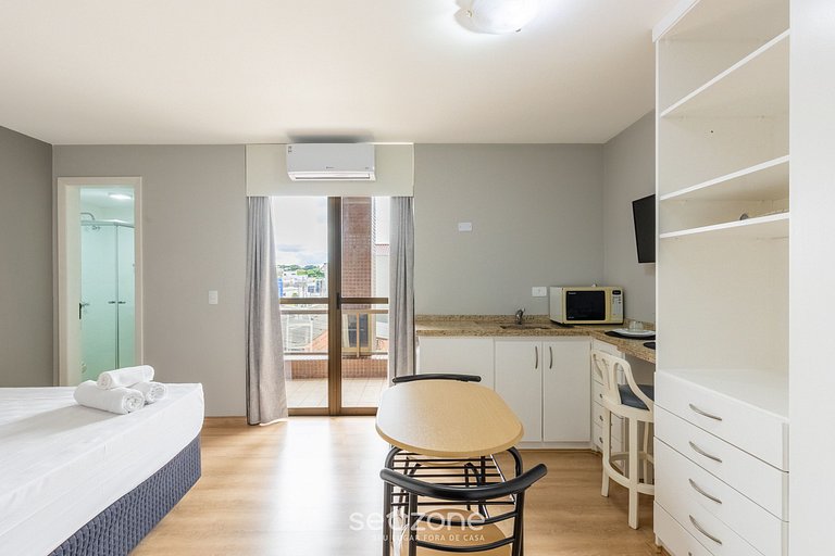 Estudio en condo. c/ piscina en Alto da XV UPP0115