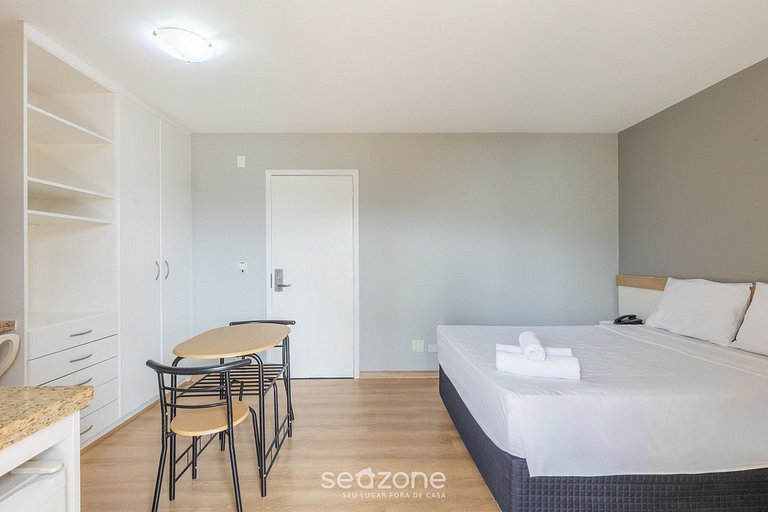 Estudio en condo. c/ piscina en Alto da XV UPP0115