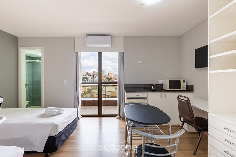 Estudio en condominio con Piscina UPP0702