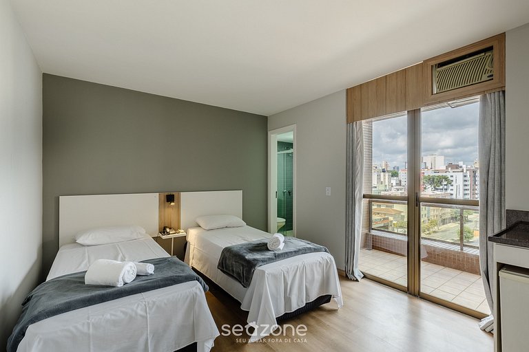 Estudio en condominio con Piscina UPP0702