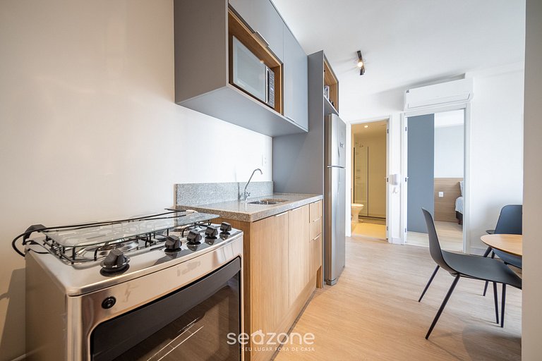 Apto c/ balcón, 350 m del Shop. Ibirapuera ECG1308