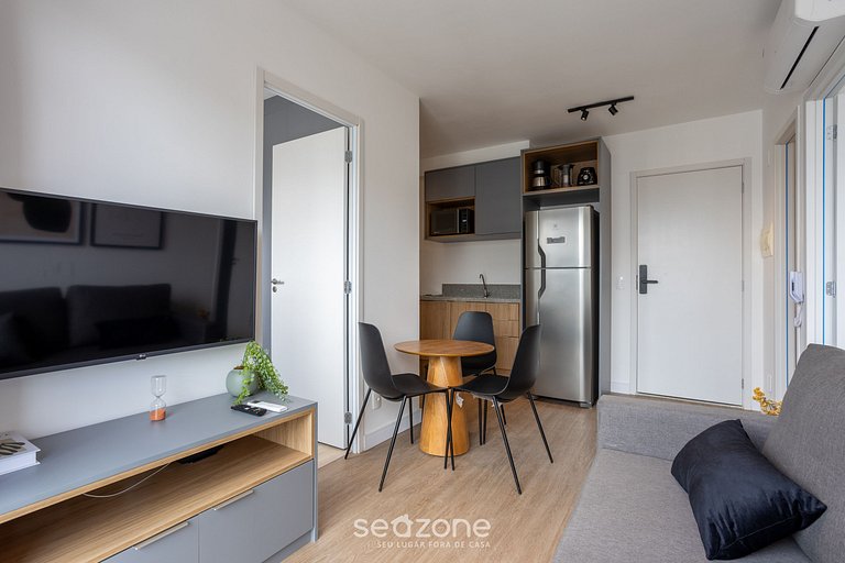 Apto c/ balcón, 350 m del Shop. Ibirapuera ECG1308