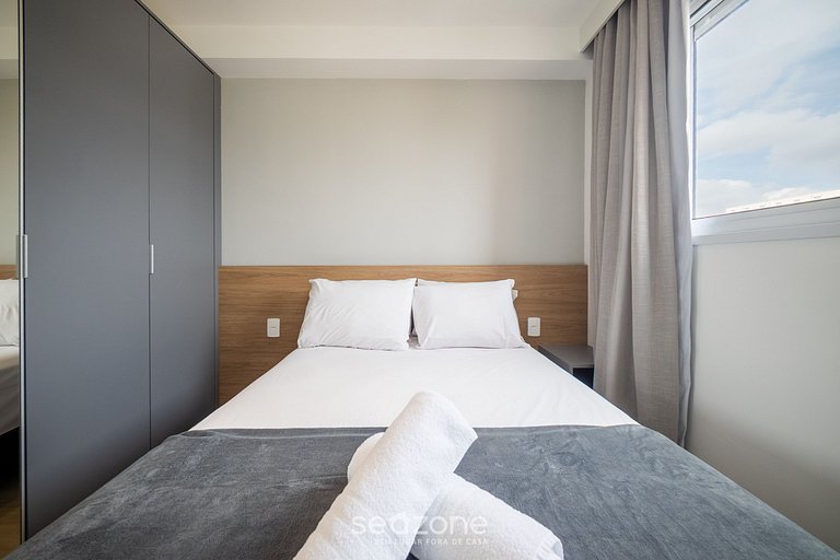 Apto c/ balcón, 350 m del Shop. Ibirapuera ECG1308