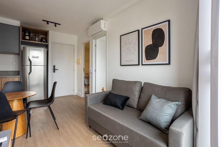 Apto c/ sacada a 350m do Shop. Ibirapuera ECG1308