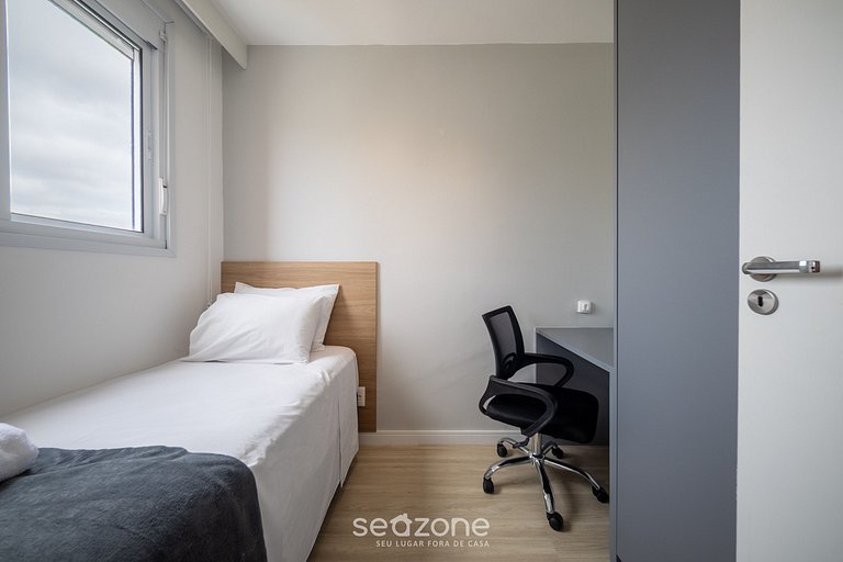 Apto c/ sacada a 350m do Shop. Ibirapuera ECG1308