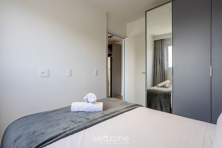 Apto c/ balcón, 350 m del Shop. Ibirapuera ECG1308