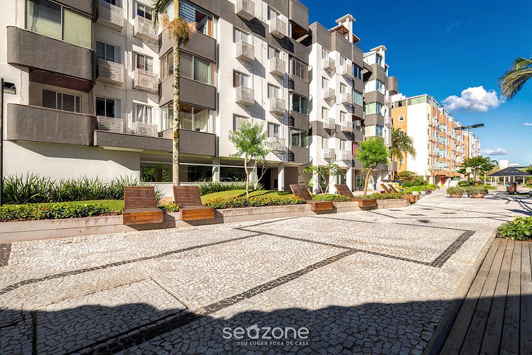 Apto a 700 m de la Playa de Jurerê AAV0306