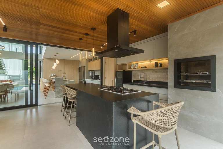 Casa con Piscina a 600 m de la Playa CRP0048