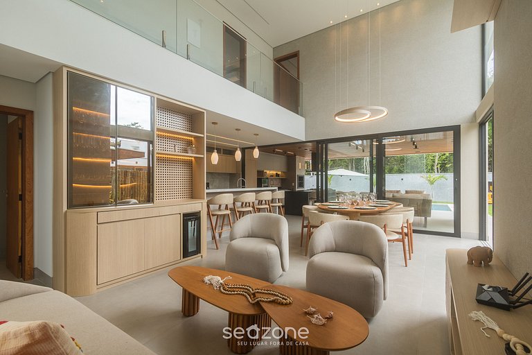 Casa c/ Piscina a 600m da Praia CRP0048