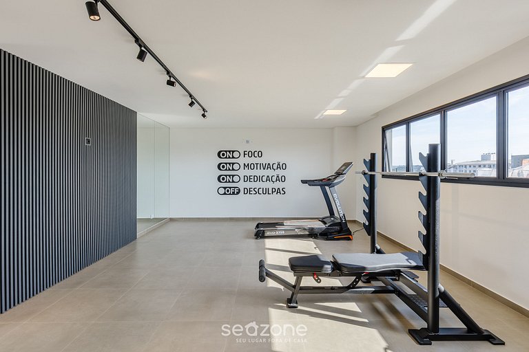 Moderno com estrutura completa em Curitiba PLA0210