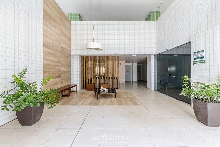 Apto em Cond. c/ Piscina, 700 m da Praia MBR0204