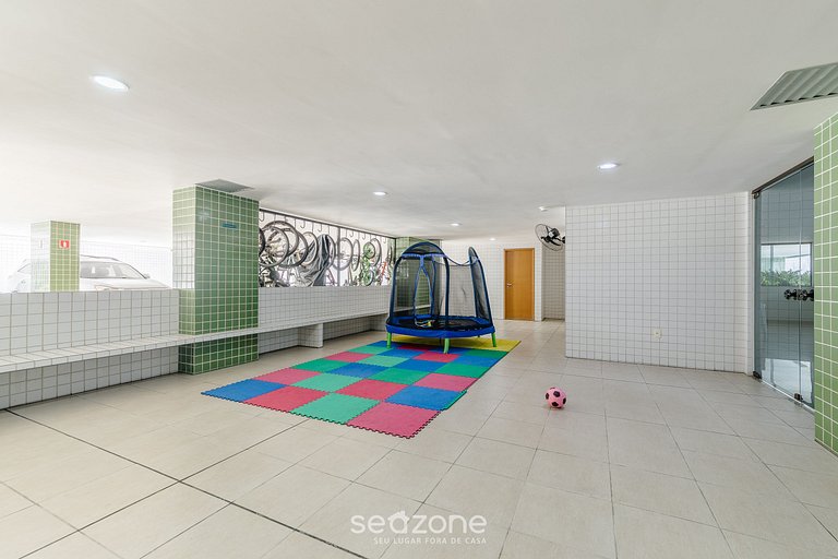 Apto em Cond. c/ Piscina, 700 m da Praia MBR0204